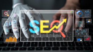 A human and robotic hand collaborate on SEO tasks, highlighting the importance of long-tail keywords for better ROI.
